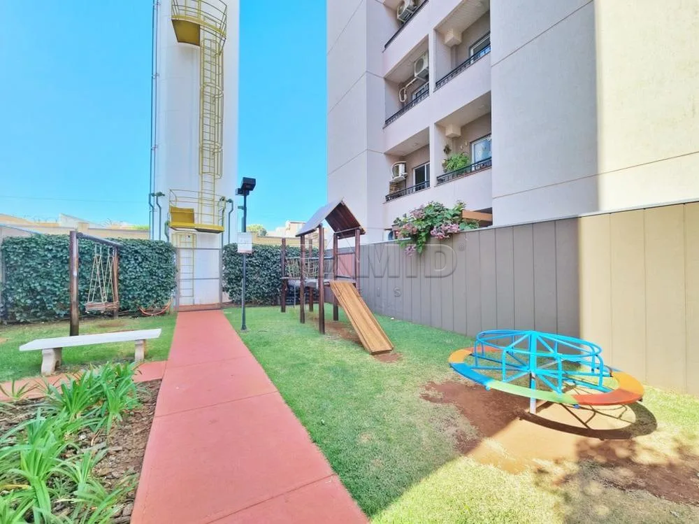 Alugar Apartamento / Padr&atilde;o em Ribeir&atilde;o Preto R$ 1.950,00 - Foto 19