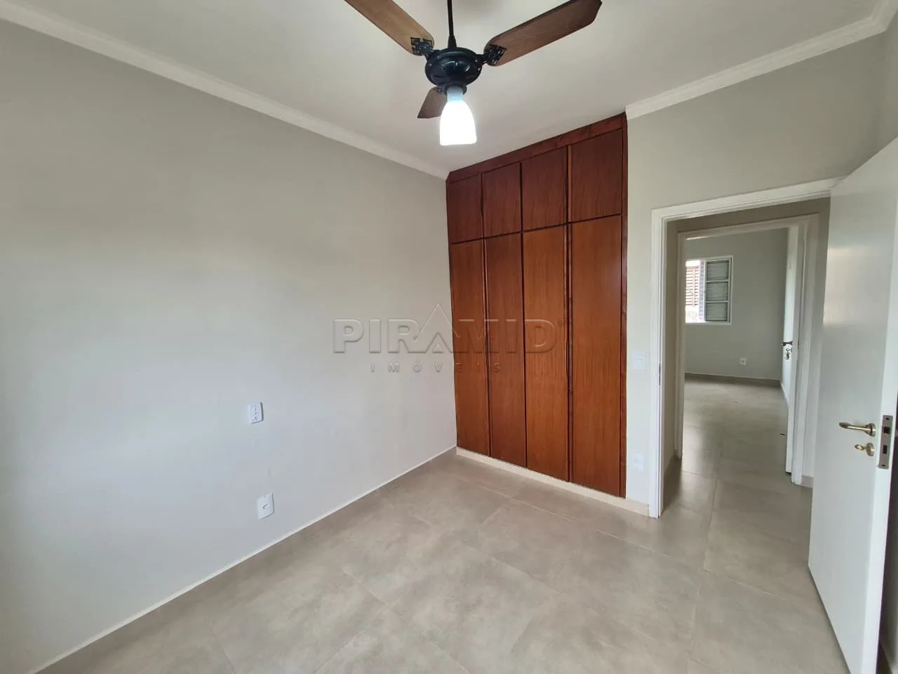 Alugar Apartamento / Padr&atilde;o em Ribeir&atilde;o Preto R$ 2.300,00 - Foto 18