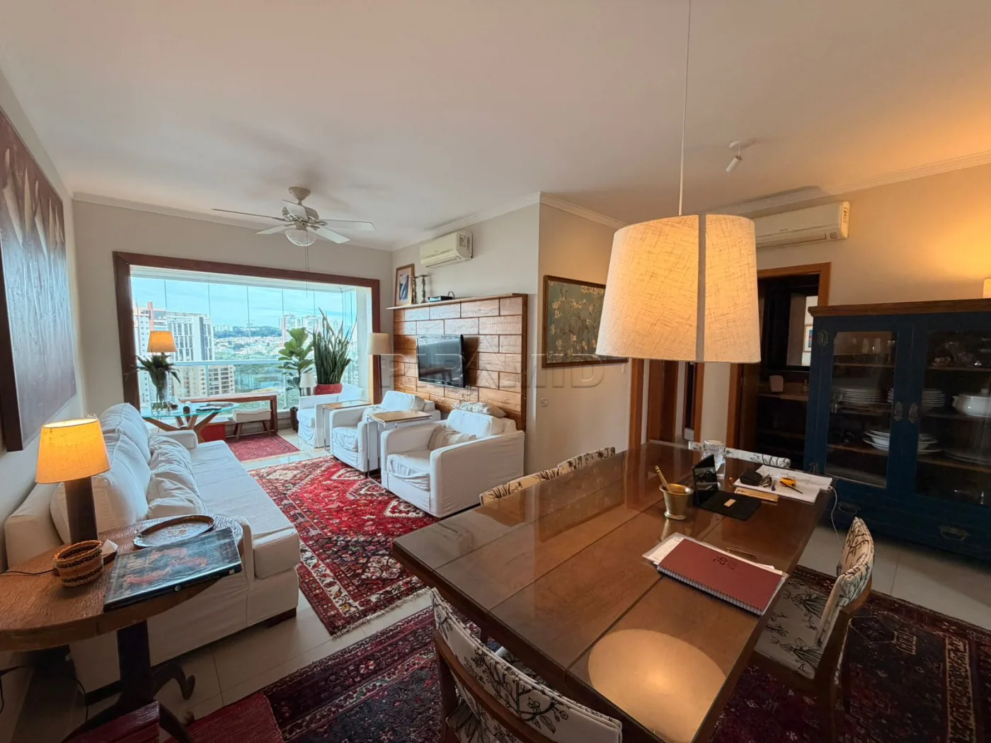 Alugar Apartamento / Padr&atilde;o em Ribeir&atilde;o Preto R$ 3.600,00 - Foto 3