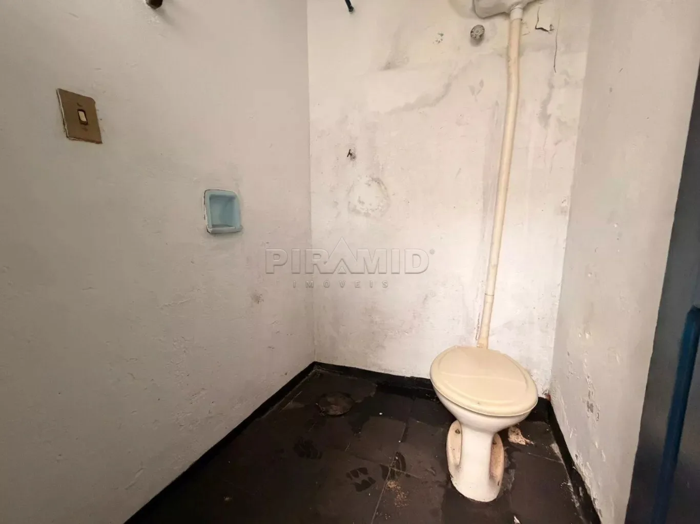 Alugar Comercial / Sal&atilde;o em Ribeir&atilde;o Preto R$ 1.500,00 - Foto 10