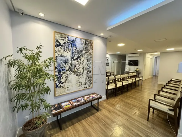 Alugar Comercial / Sala em Ribeir&atilde;o Preto R$ 15.000,00 - Foto 1