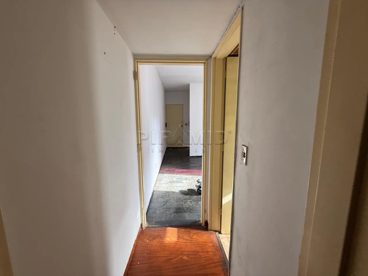 Comprar Apartamento / Padr&atilde;o em Ribeir&atilde;o Preto R$ 180.000,00 - Foto 6