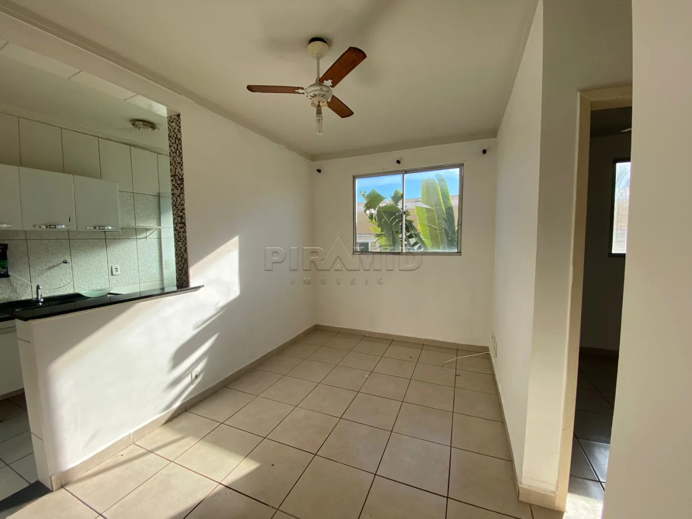 Alugar Apartamento / Padr&atilde;o em Ribeir&atilde;o Preto R$ 1.350,00 - Foto 1