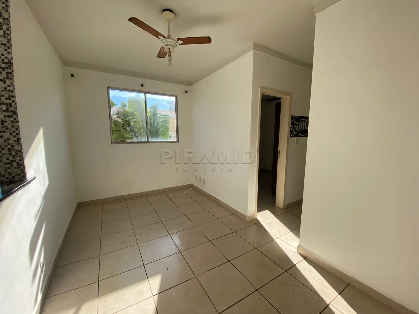Alugar Apartamento / Padr&atilde;o em Ribeir&atilde;o Preto R$ 1.350,00 - Foto 7