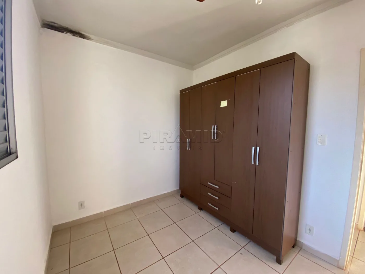 Alugar Apartamento / Padr&atilde;o em Ribeir&atilde;o Preto R$ 1.350,00 - Foto 10