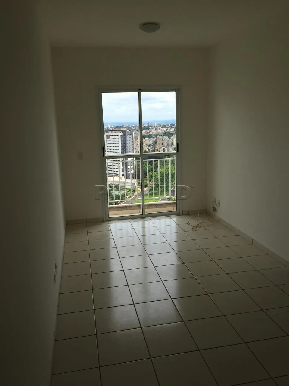 Alugar Apartamento / Padr&atilde;o em Ribeir&atilde;o Preto R$ 2.000,00 - Foto 1