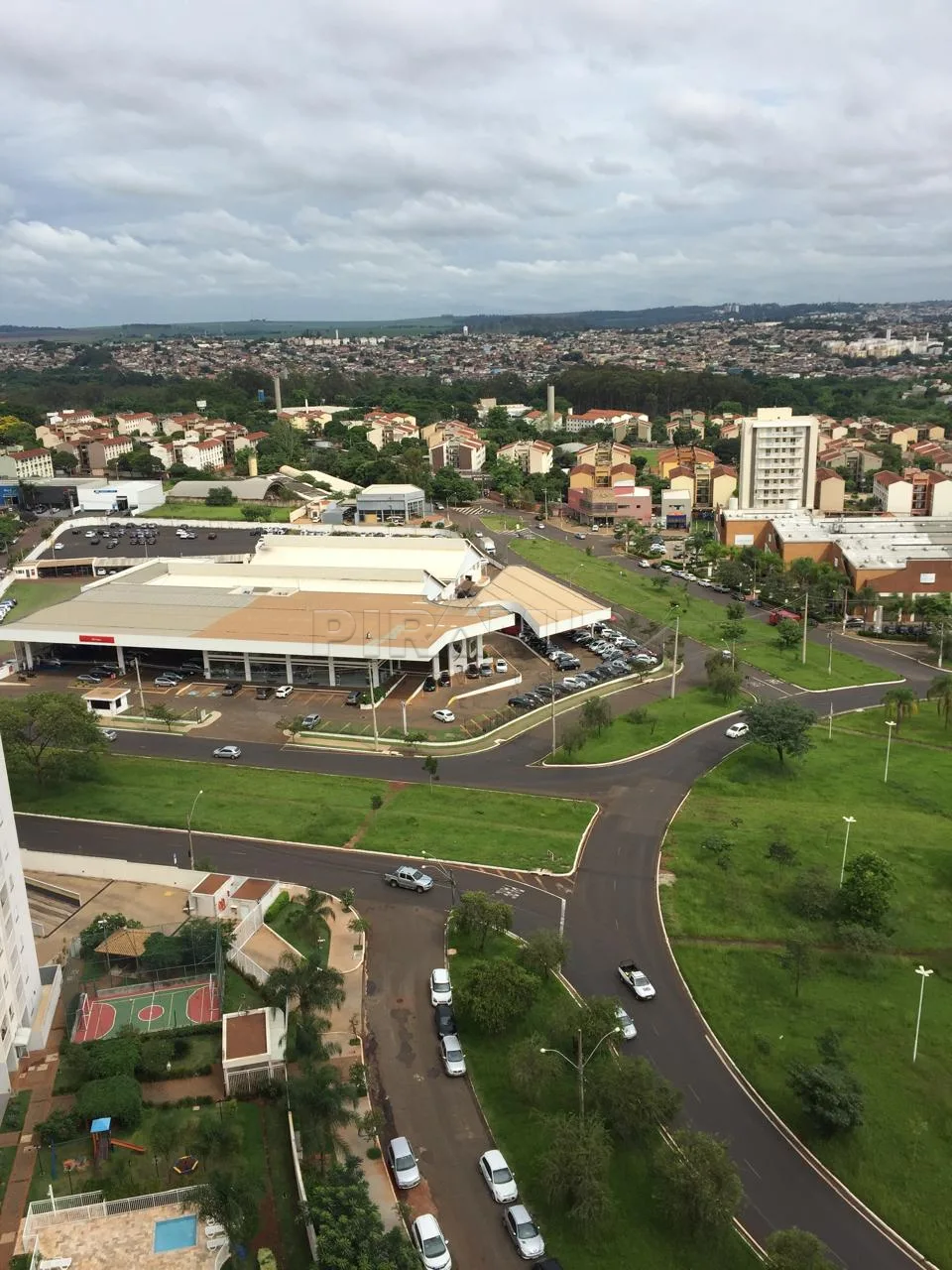 Alugar Apartamento / Padr&atilde;o em Ribeir&atilde;o Preto R$ 2.000,00 - Foto 16