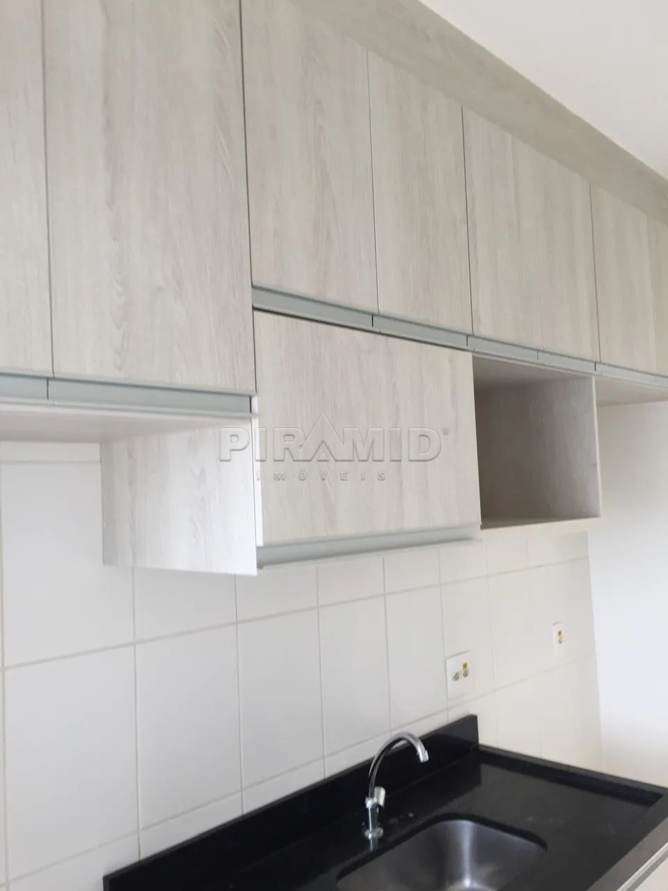Alugar Apartamento / Padr&atilde;o em Ribeir&atilde;o Preto R$ 2.000,00 - Foto 21