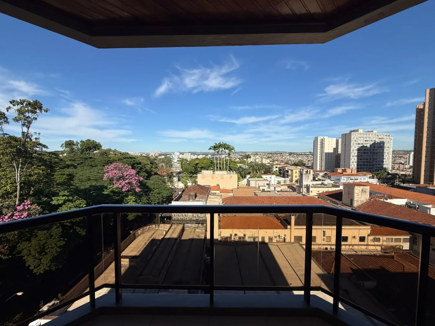 Alugar Apartamento / Padr&atilde;o em Ribeir&atilde;o Preto R$ 3.300,00 - Foto 5
