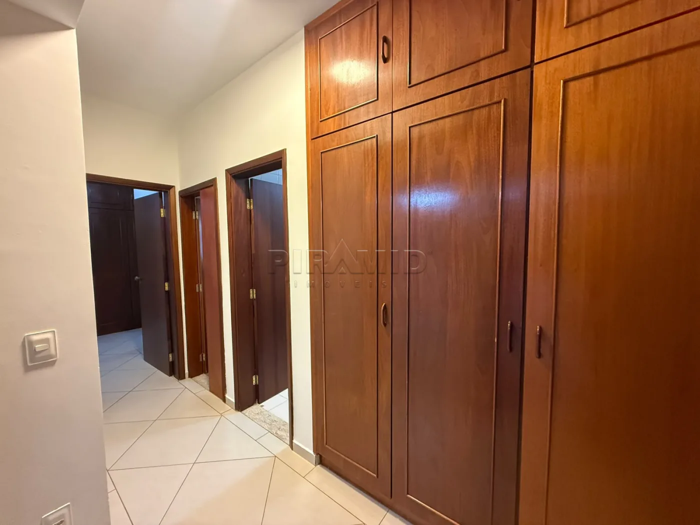 Alugar Apartamento / Padr&atilde;o em Ribeir&atilde;o Preto R$ 3.300,00 - Foto 9