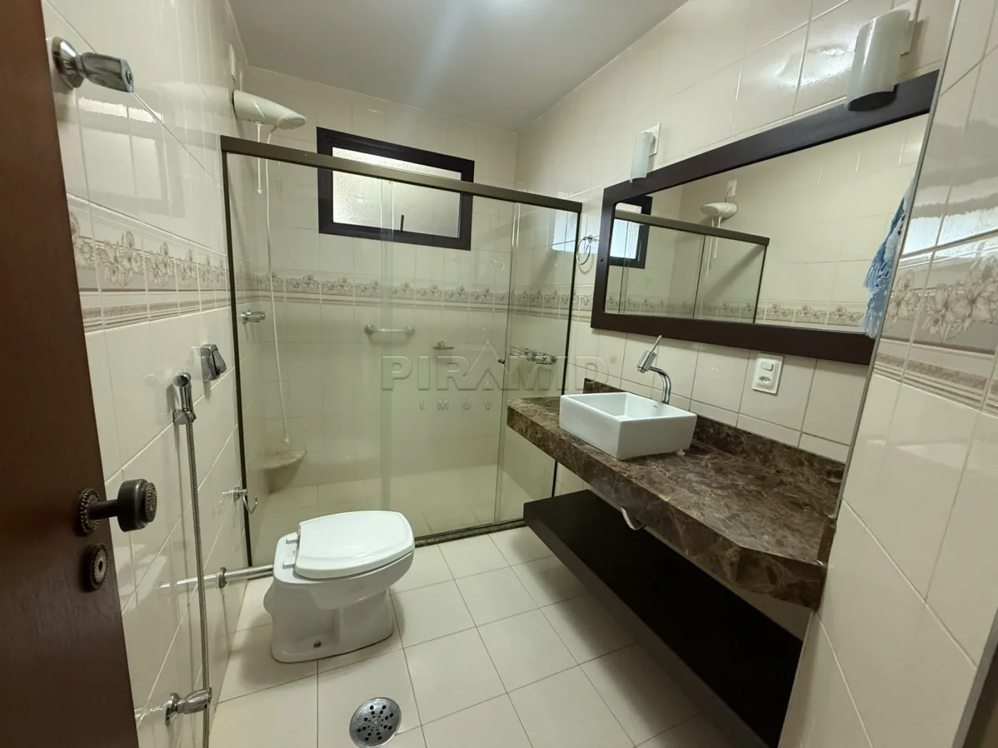 Alugar Apartamento / Padr&atilde;o em Ribeir&atilde;o Preto R$ 3.300,00 - Foto 18