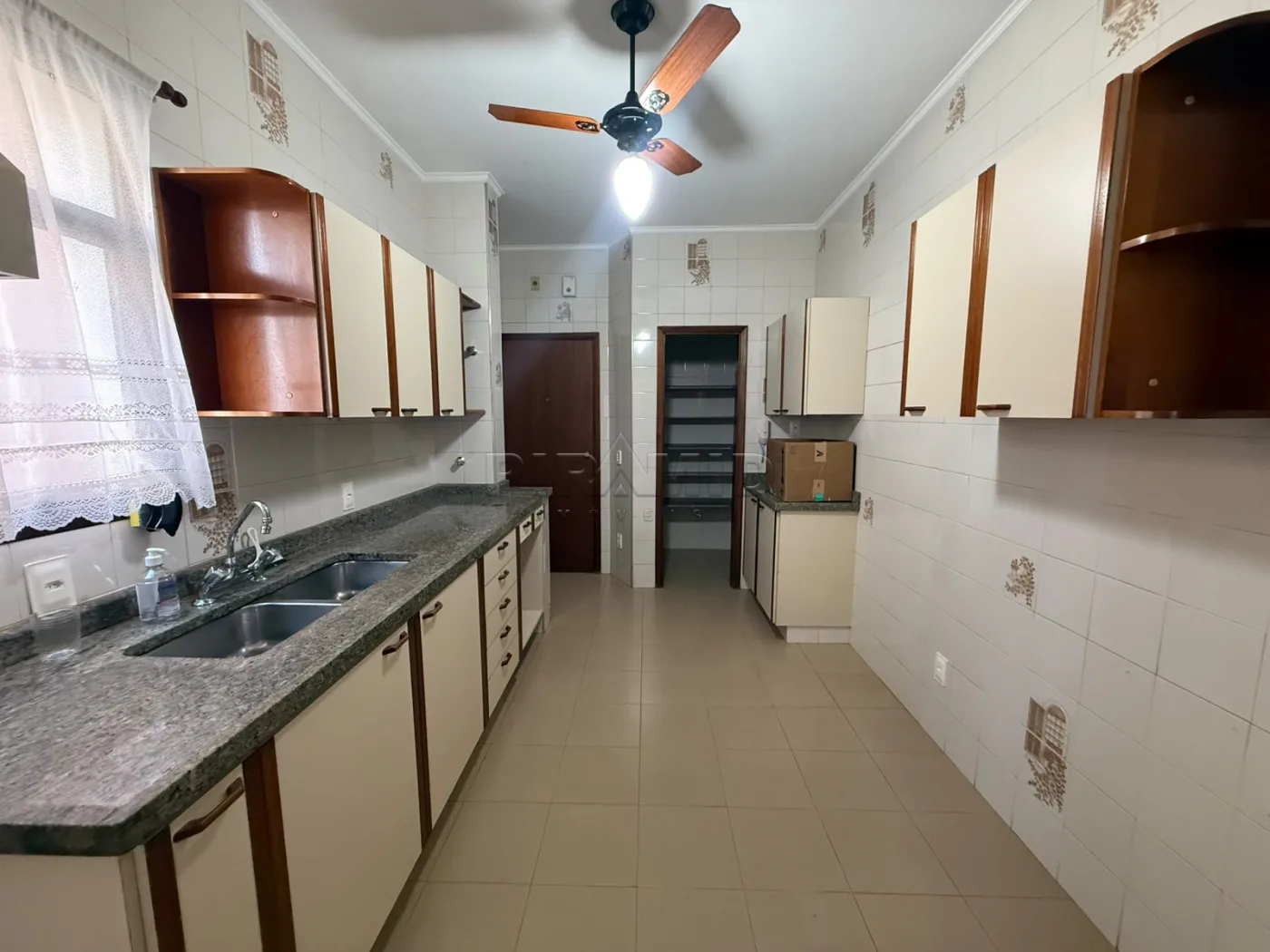 Alugar Apartamento / Padr&atilde;o em Ribeir&atilde;o Preto R$ 3.300,00 - Foto 21