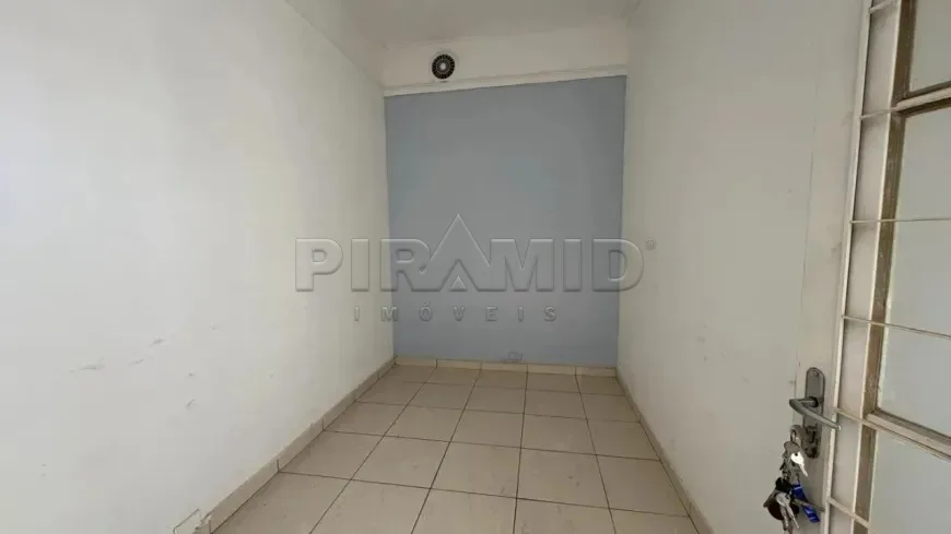 Comprar Casa / Padr&atilde;o em Ribeir&atilde;o Preto R$ 465.000,00 - Foto 11