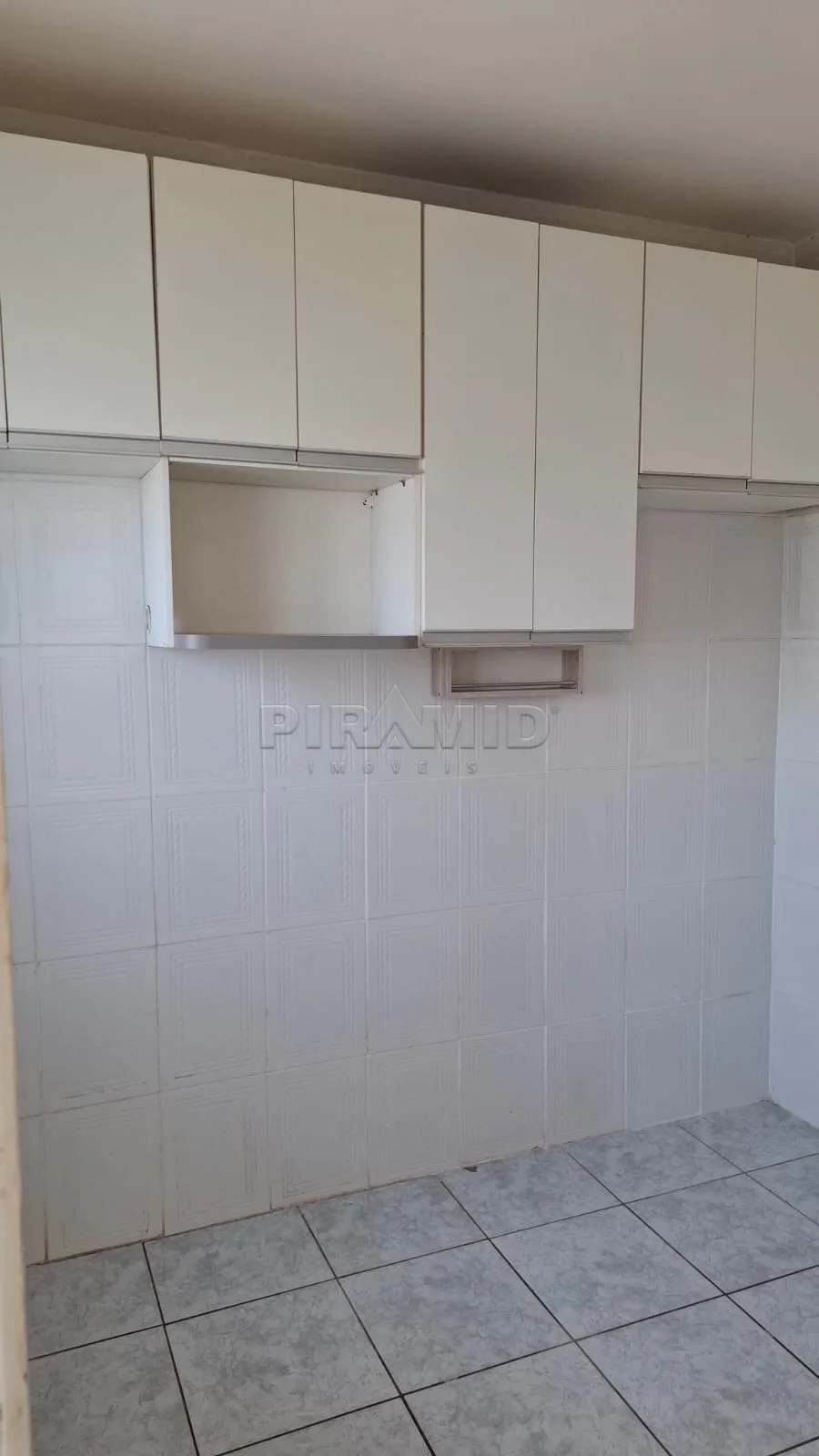Comprar Apartamento / Padr&atilde;o em Ribeir&atilde;o Preto R$ 195.000,00 - Foto 4
