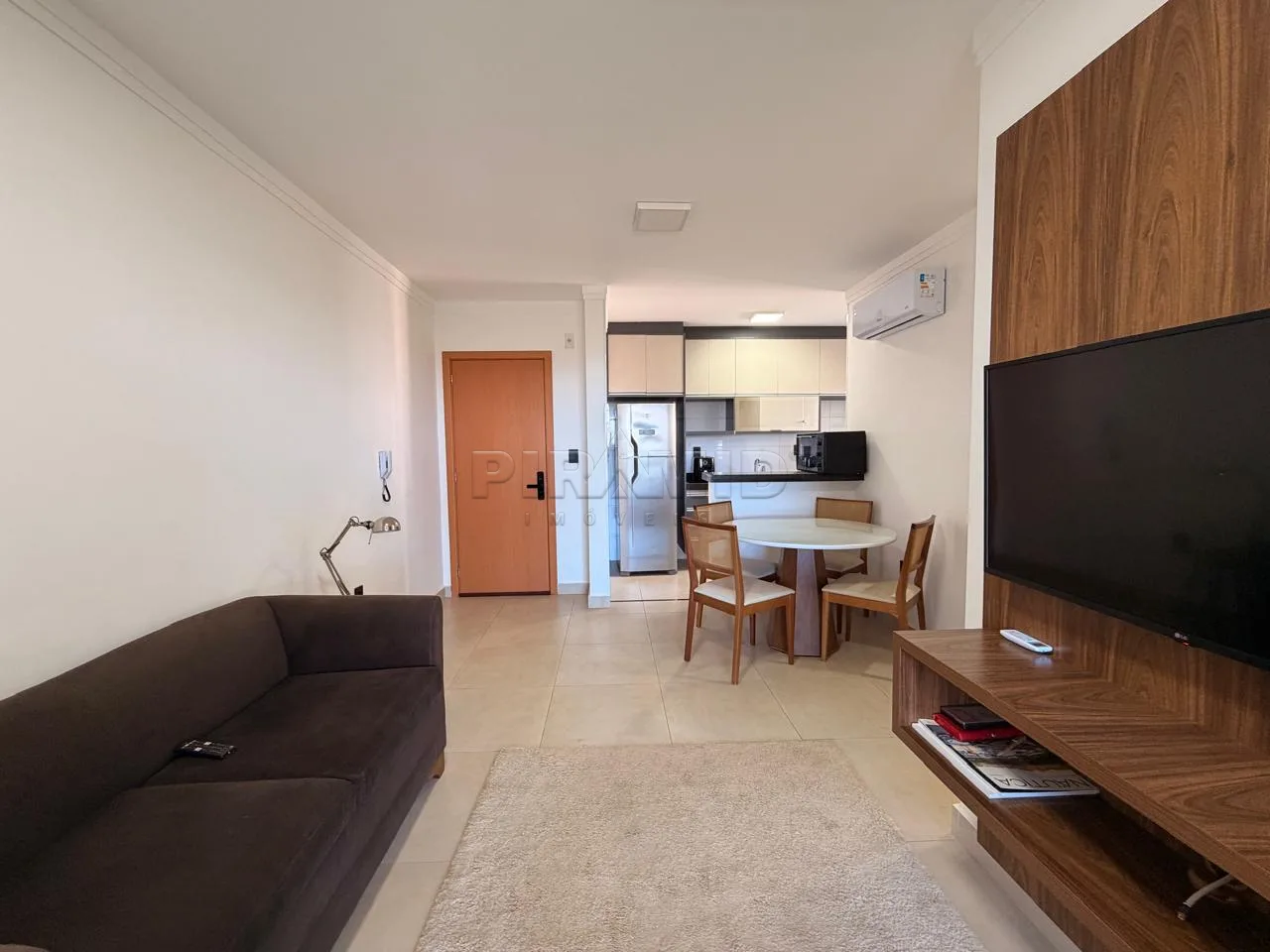 Alugar Apartamento / Padr&atilde;o em Ribeir&atilde;o Preto R$ 2.500,00 - Foto 1