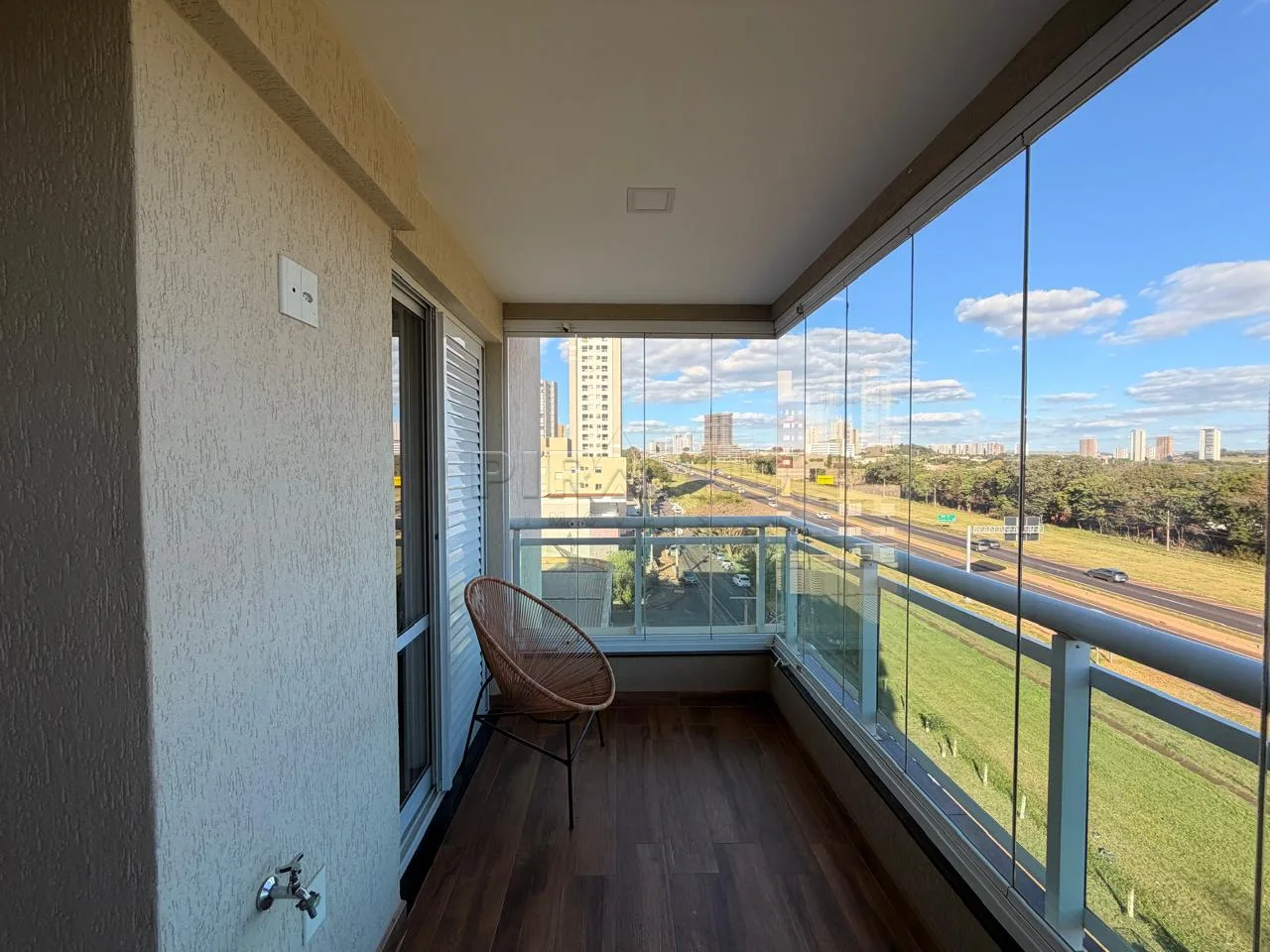 Alugar Apartamento / Padr&atilde;o em Ribeir&atilde;o Preto R$ 2.500,00 - Foto 3