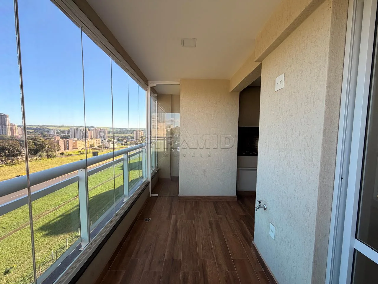 Alugar Apartamento / Padr&atilde;o em Ribeir&atilde;o Preto R$ 2.500,00 - Foto 5