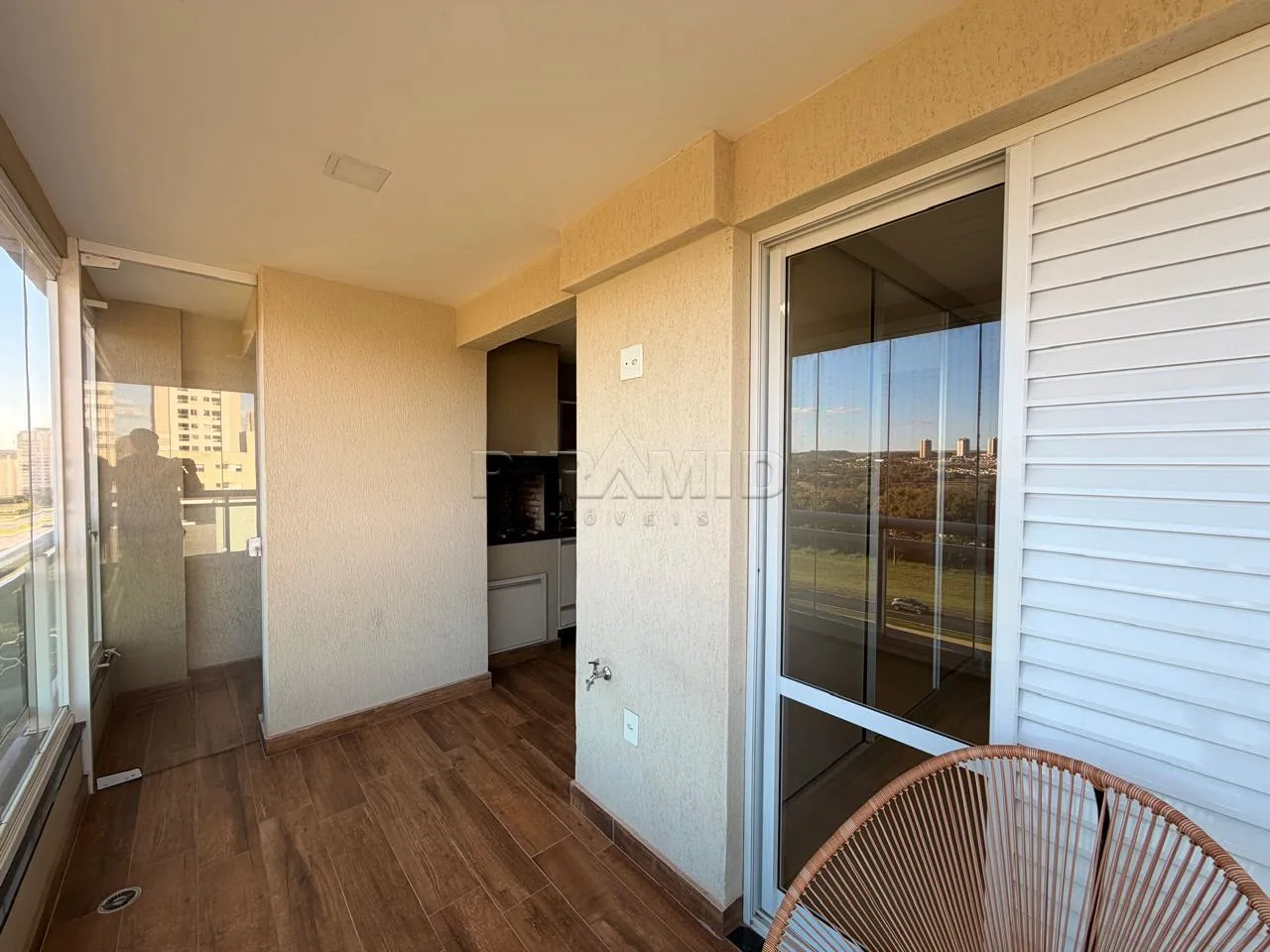 Alugar Apartamento / Padr&atilde;o em Ribeir&atilde;o Preto R$ 2.500,00 - Foto 7