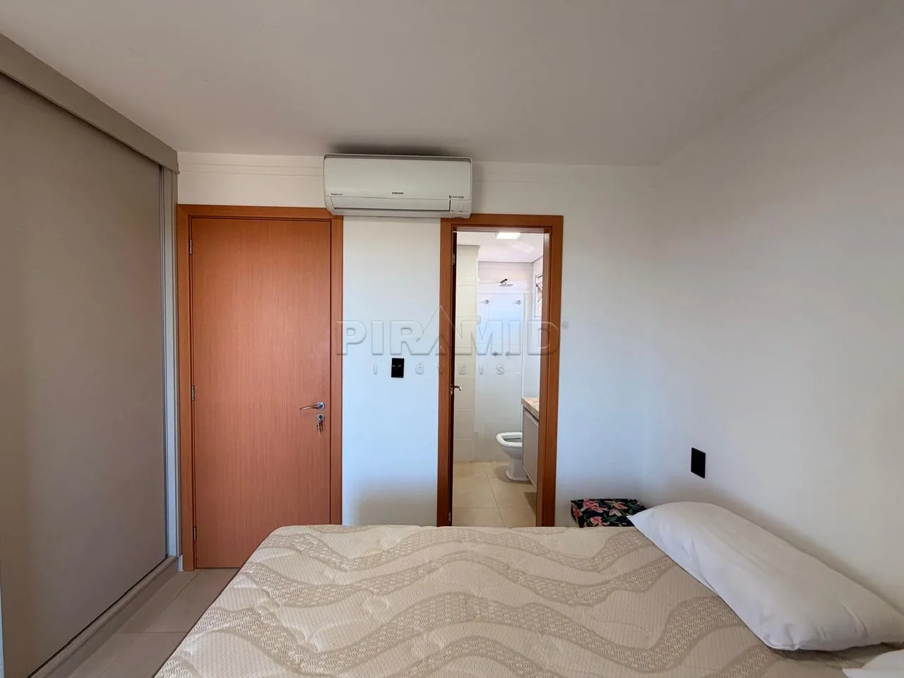 Alugar Apartamento / Padr&atilde;o em Ribeir&atilde;o Preto R$ 2.500,00 - Foto 12