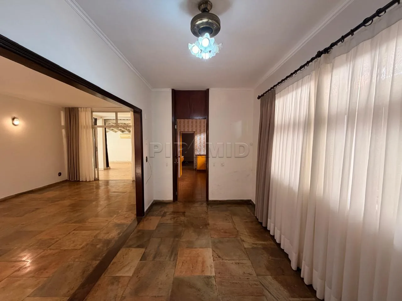 Alugar Casa / Padr&atilde;o em Ribeir&atilde;o Preto R$ 5.800,00 - Foto 6
