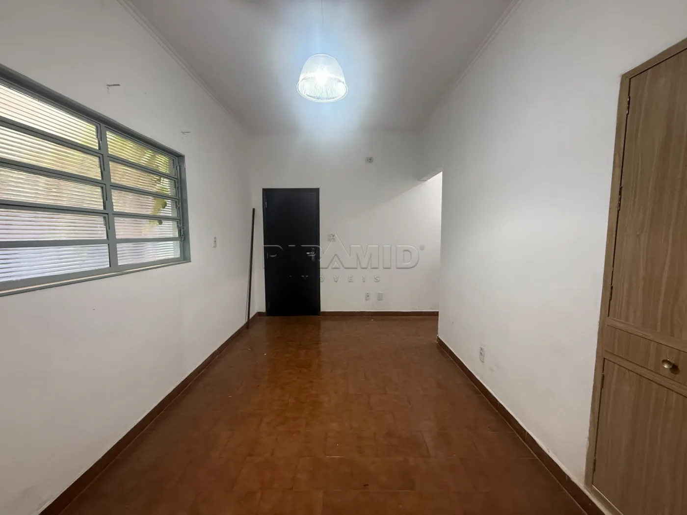 Alugar Casa / Padr&atilde;o em Ribeir&atilde;o Preto R$ 2.500,00 - Foto 3