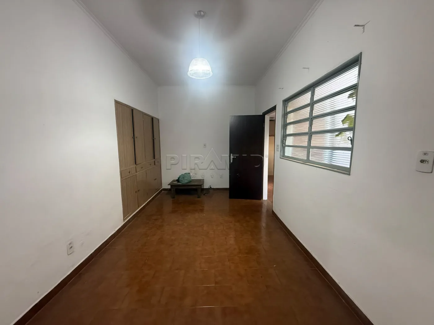 Alugar Casa / Padr&atilde;o em Ribeir&atilde;o Preto R$ 2.500,00 - Foto 4