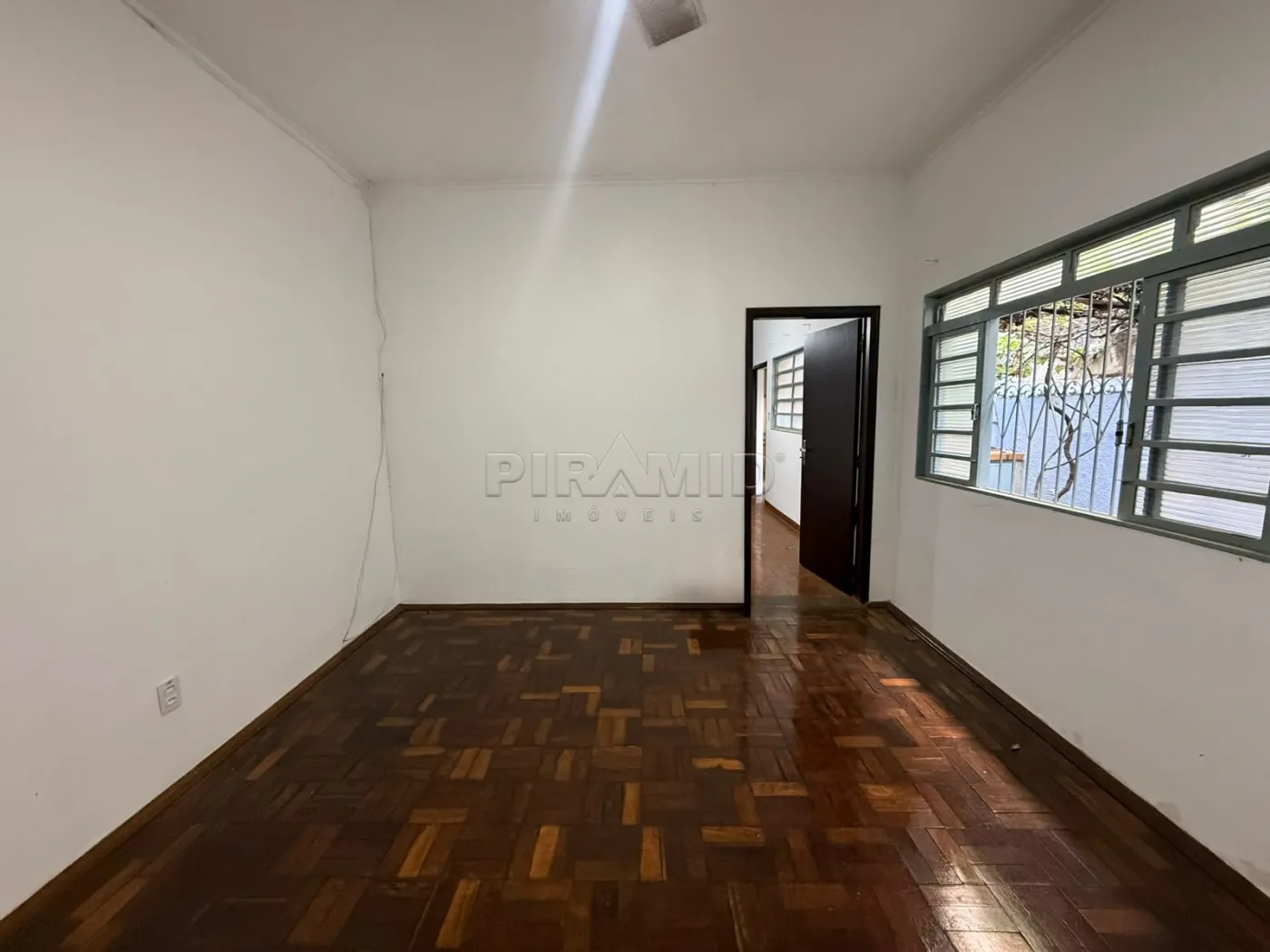 Alugar Casa / Padr&atilde;o em Ribeir&atilde;o Preto R$ 2.500,00 - Foto 8