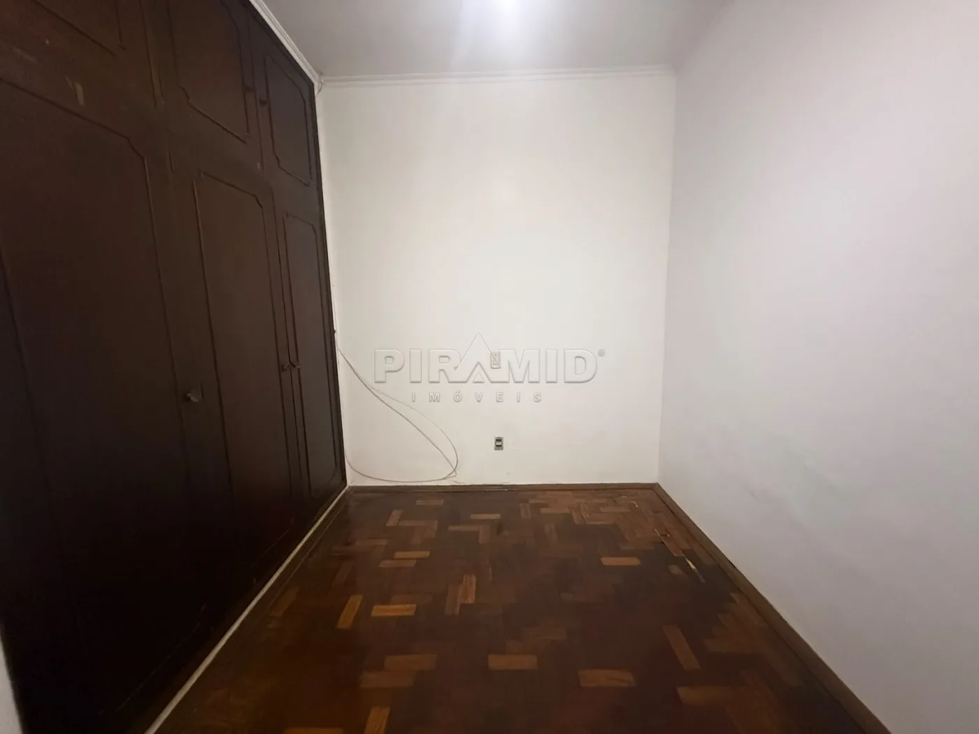 Alugar Casa / Padr&atilde;o em Ribeir&atilde;o Preto R$ 2.500,00 - Foto 11