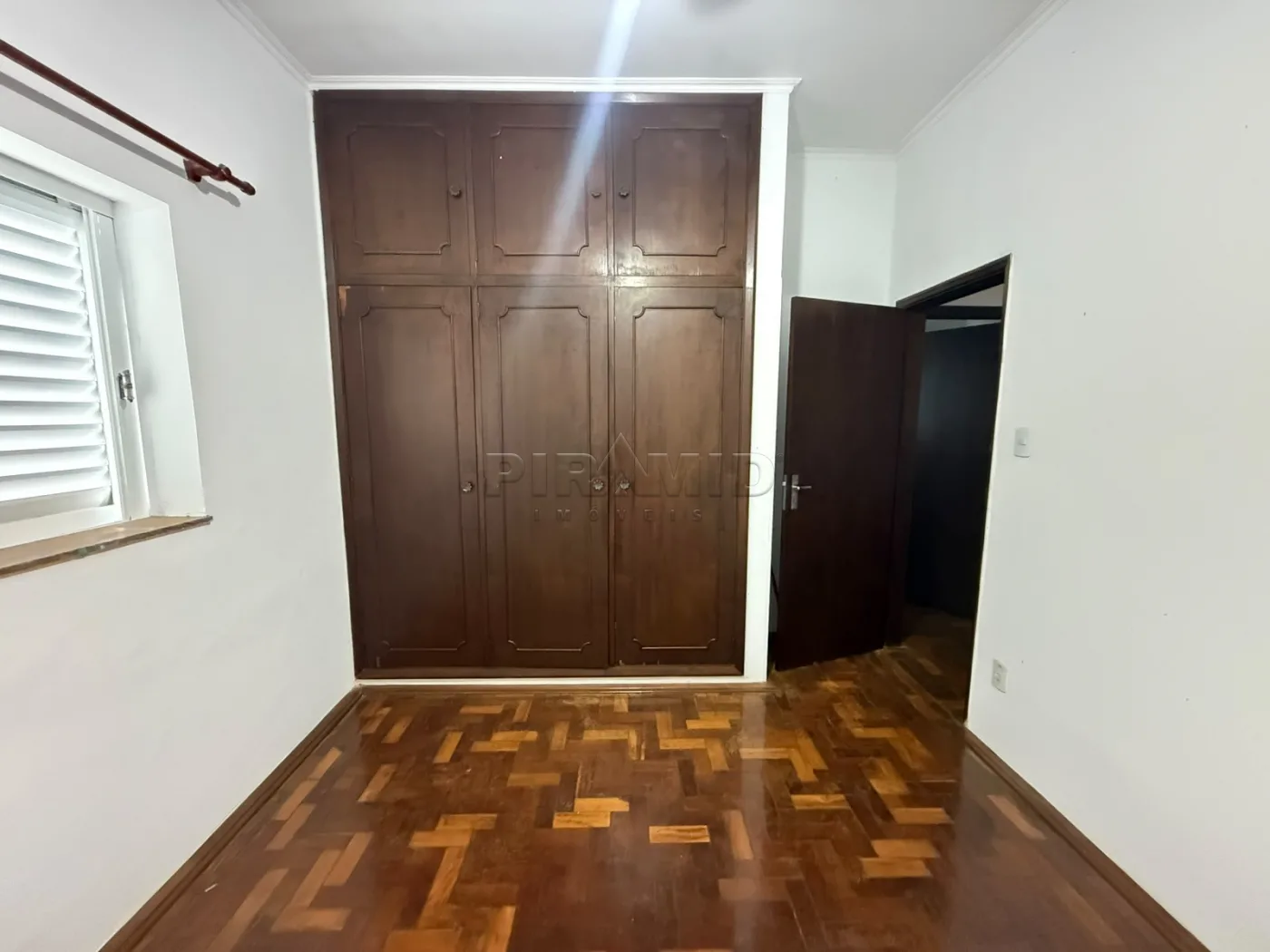 Alugar Casa / Padr&atilde;o em Ribeir&atilde;o Preto R$ 2.500,00 - Foto 14
