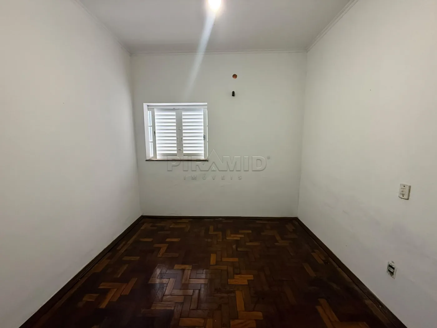 Alugar Casa / Padr&atilde;o em Ribeir&atilde;o Preto R$ 2.500,00 - Foto 15