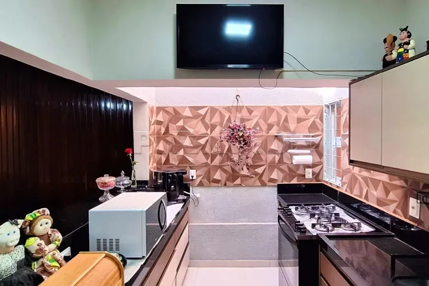 Comprar Casa / Padr&atilde;o em Ribeir&atilde;o Preto R$ 750.000,00 - Foto 9