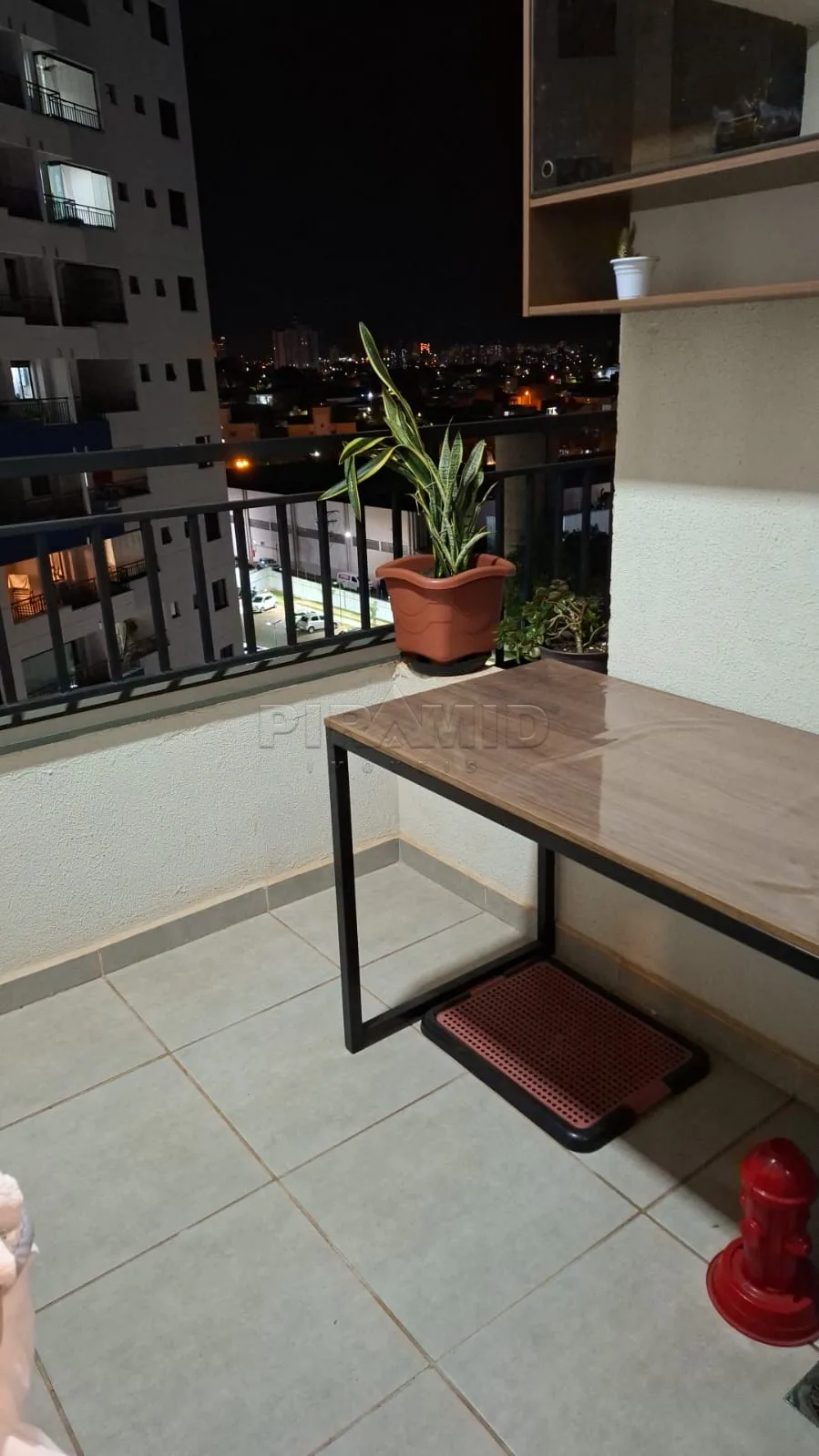 Alugar Apartamento / Padr&atilde;o em Ribeir&atilde;o Preto R$ 2.000,00 - Foto 3