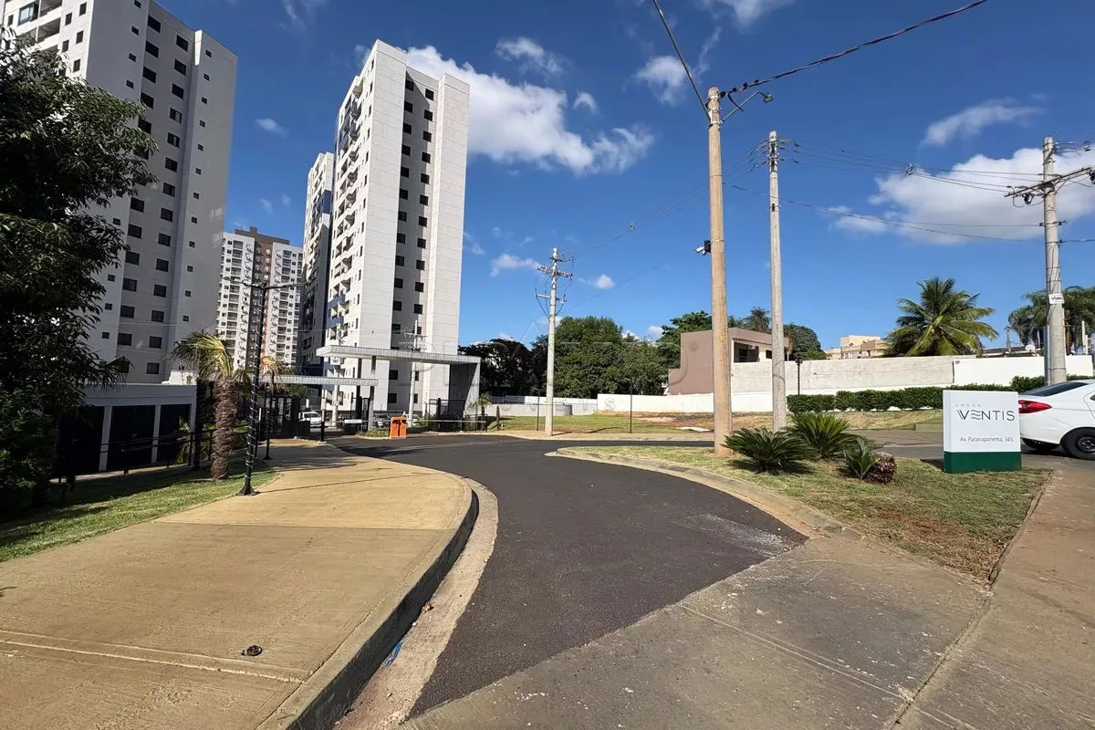 Alugar Apartamento / Padr&atilde;o em Ribeir&atilde;o Preto R$ 2.000,00 - Foto 16