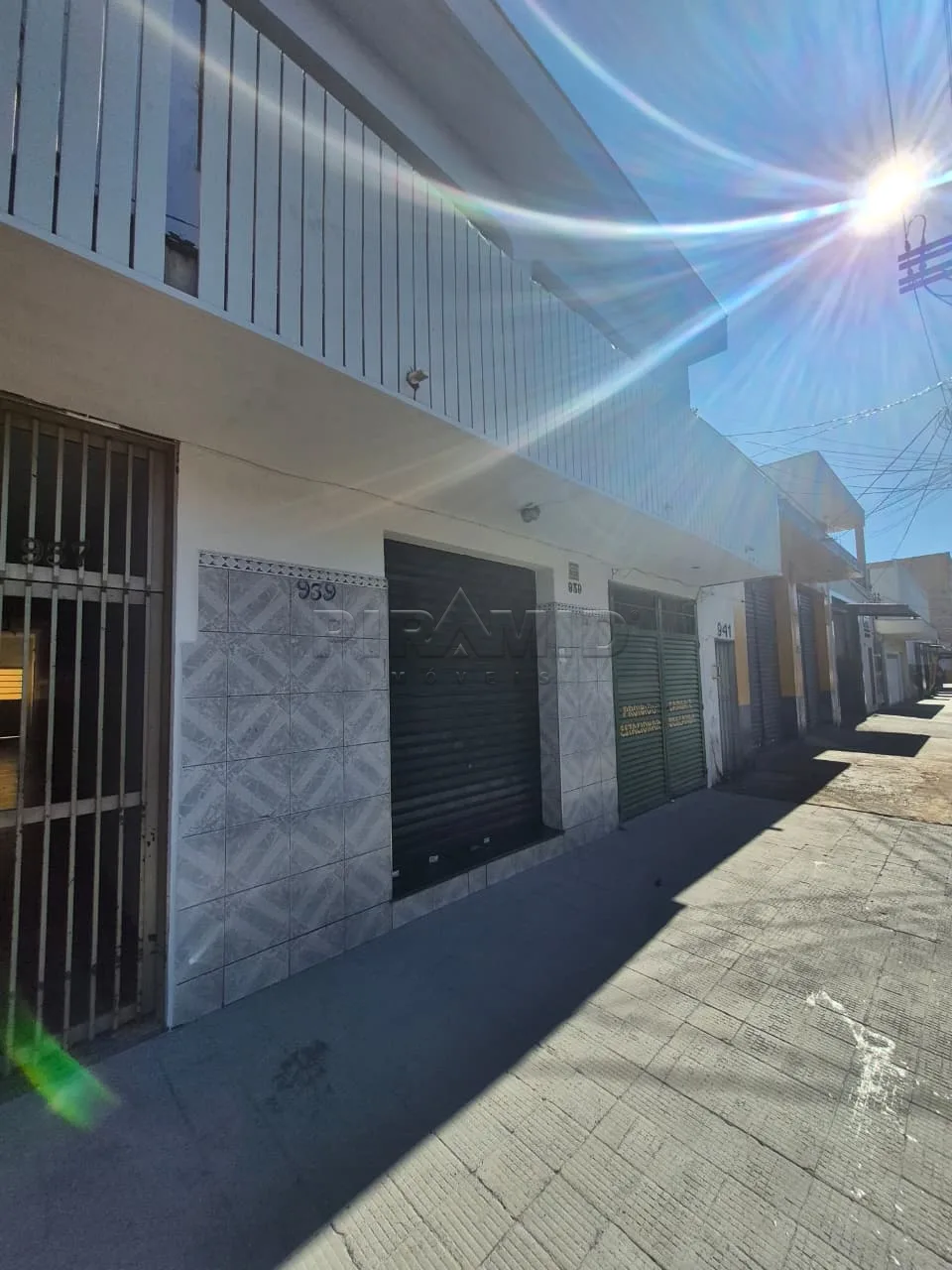 Alugar Comercial / Sal&atilde;o em Ribeir&atilde;o Preto R$ 2.800,00 - Foto 3