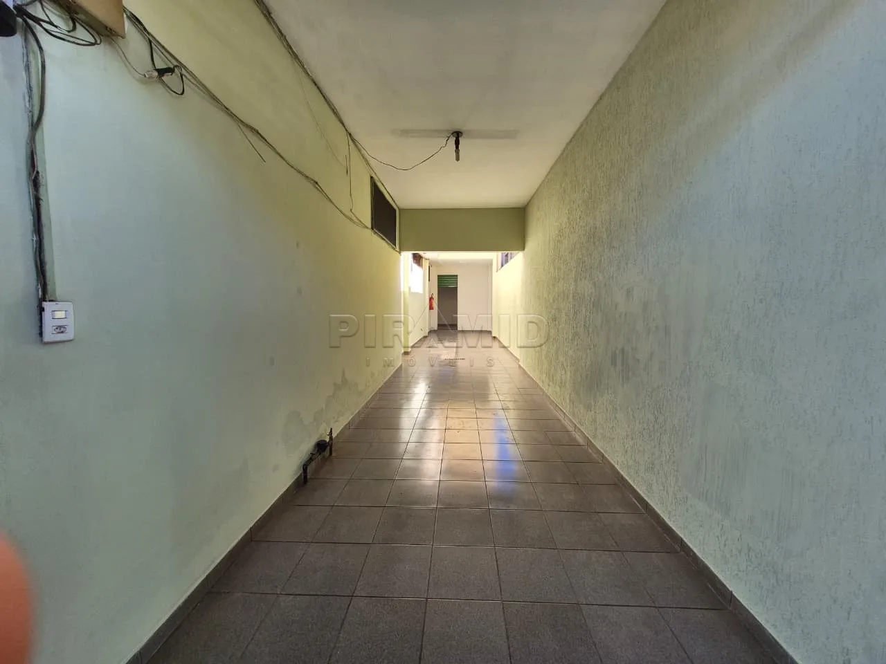 Alugar Comercial / Sal&atilde;o em Ribeir&atilde;o Preto R$ 2.800,00 - Foto 9
