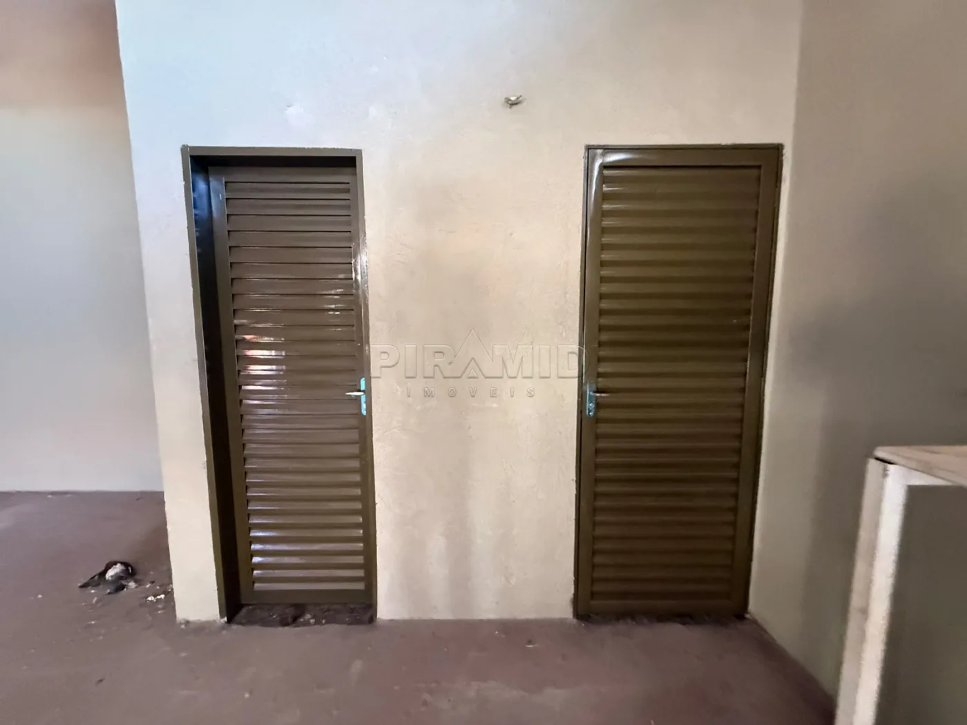 Alugar Comercial / Sal&atilde;o em Ribeir&atilde;o Preto R$ 3.000,00 - Foto 4