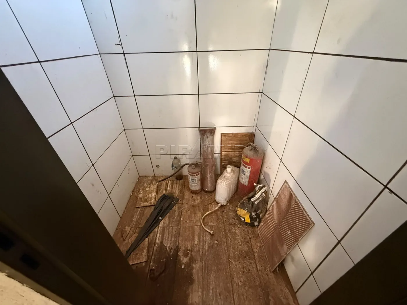 Alugar Comercial / Sal&atilde;o em Ribeir&atilde;o Preto R$ 3.000,00 - Foto 7