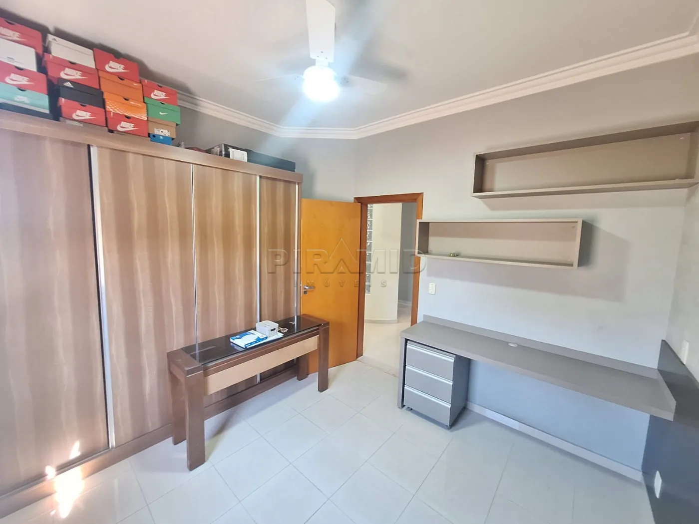 Alugar Casa / Padr&atilde;o em Ribeir&atilde;o Preto R$ 6.000,00 - Foto 17