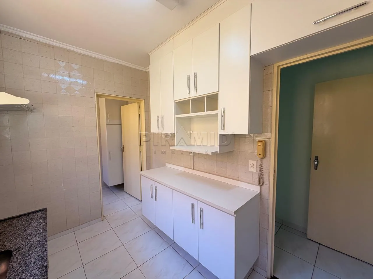 Alugar Apartamento / Padr&atilde;o em Ribeir&atilde;o Preto R$ 1.450,00 - Foto 6