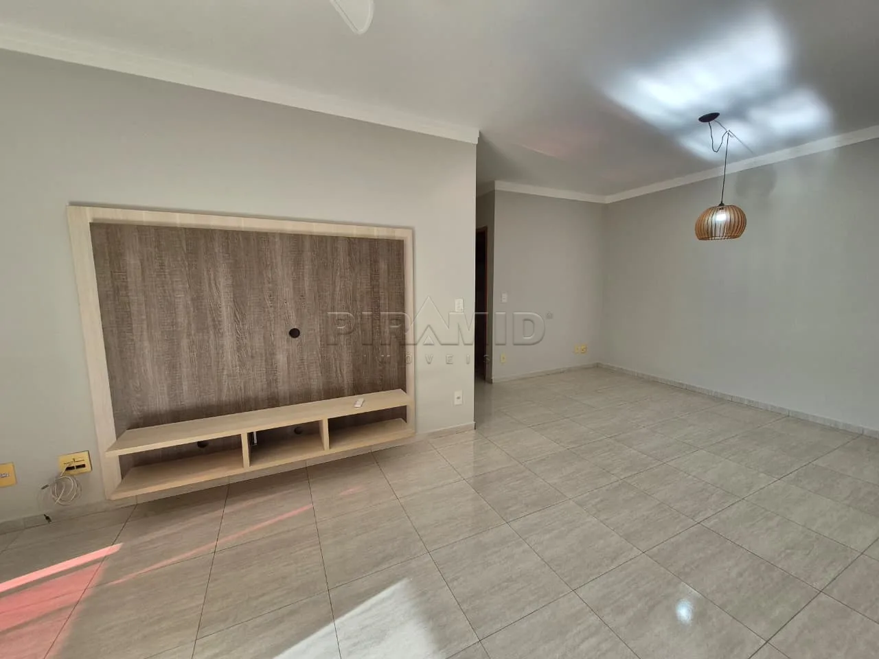 Alugar Apartamento / Padr&atilde;o em Ribeir&atilde;o Preto R$ 3.500,00 - Foto 3