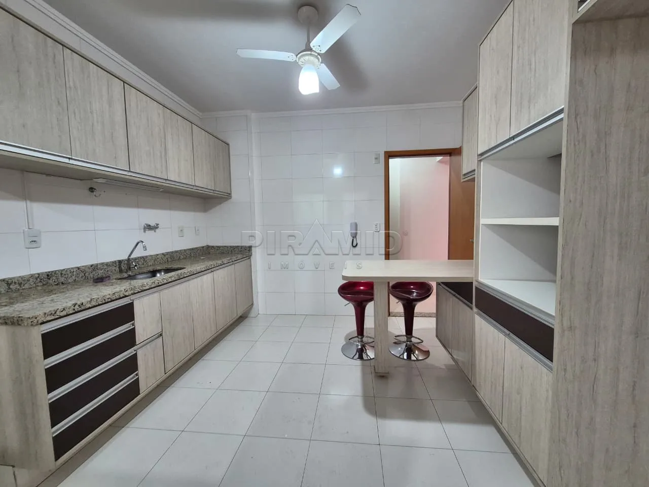 Alugar Apartamento / Padr&atilde;o em Ribeir&atilde;o Preto R$ 3.500,00 - Foto 8