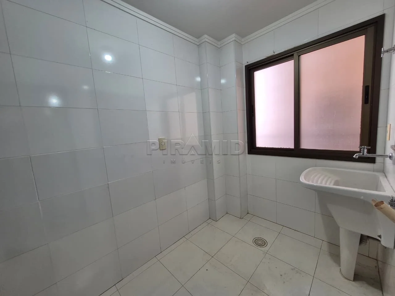 Alugar Apartamento / Padr&atilde;o em Ribeir&atilde;o Preto R$ 3.500,00 - Foto 17