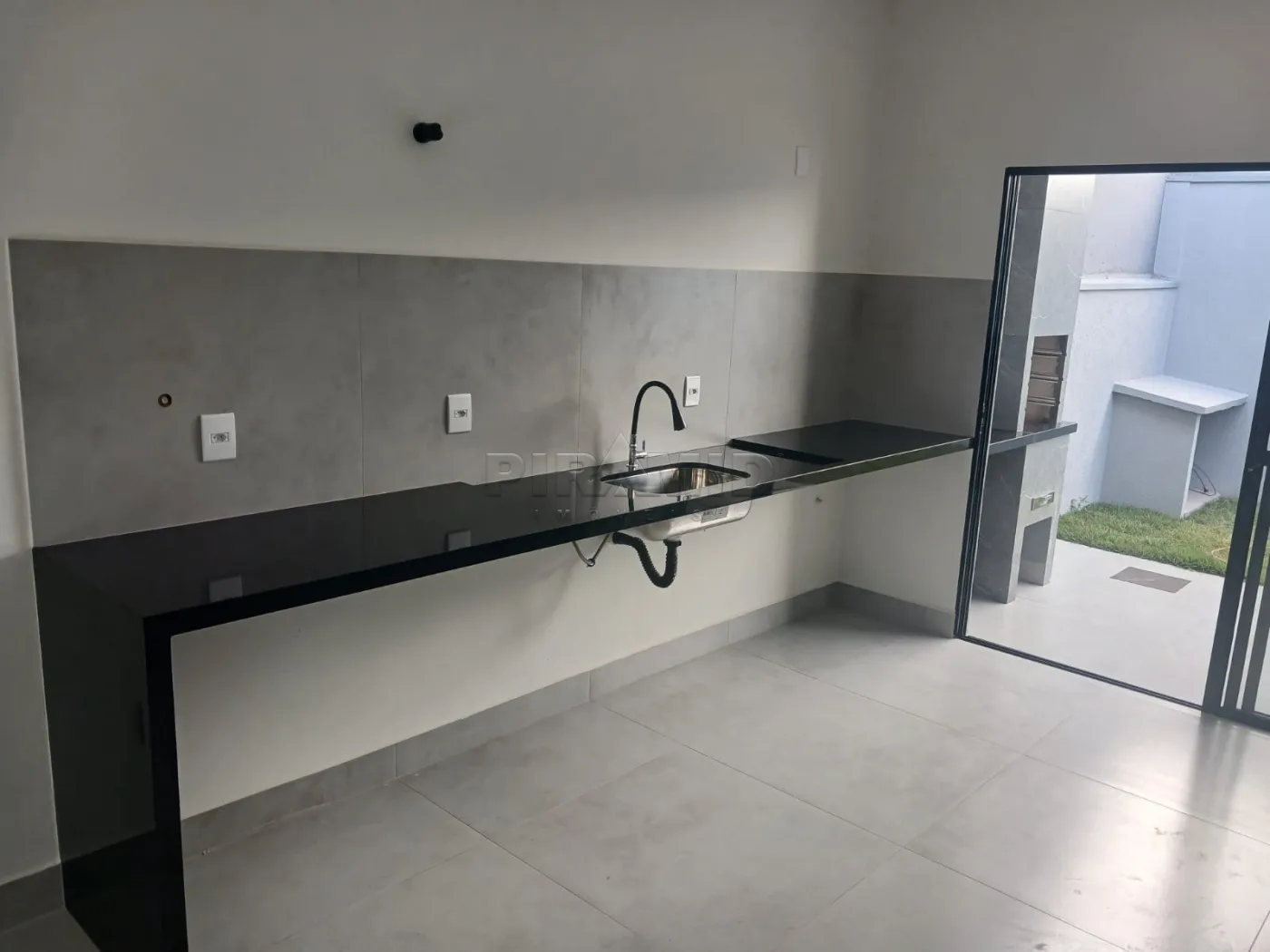 Comprar Casa / Padr&atilde;o em Ribeir&atilde;o Preto R$ 400.000,00 - Foto 3