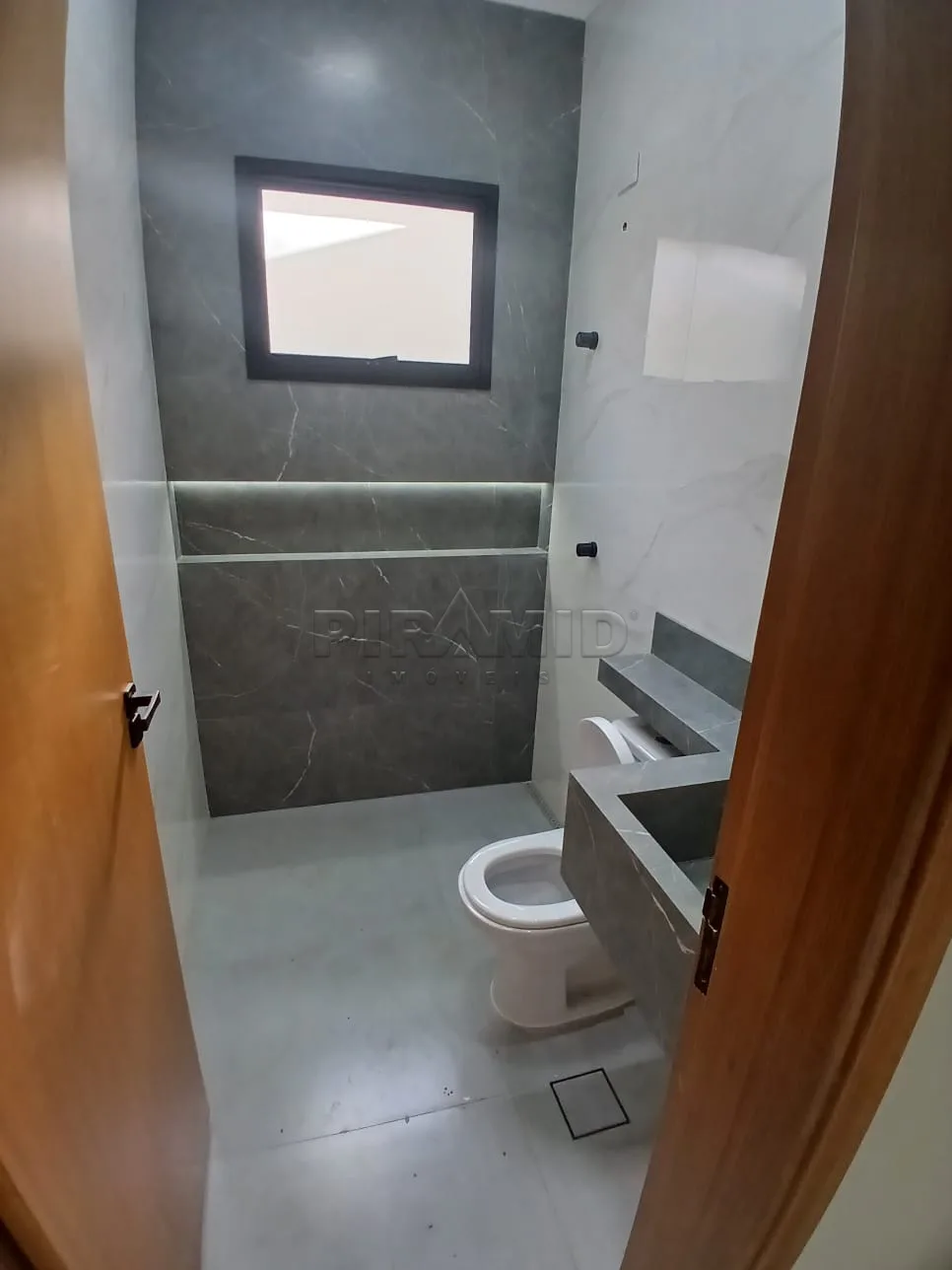 Comprar Casa / Padr&atilde;o em Ribeir&atilde;o Preto R$ 400.000,00 - Foto 7