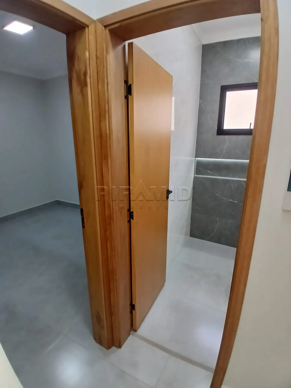 Comprar Casa / Padr&atilde;o em Ribeir&atilde;o Preto R$ 400.000,00 - Foto 11