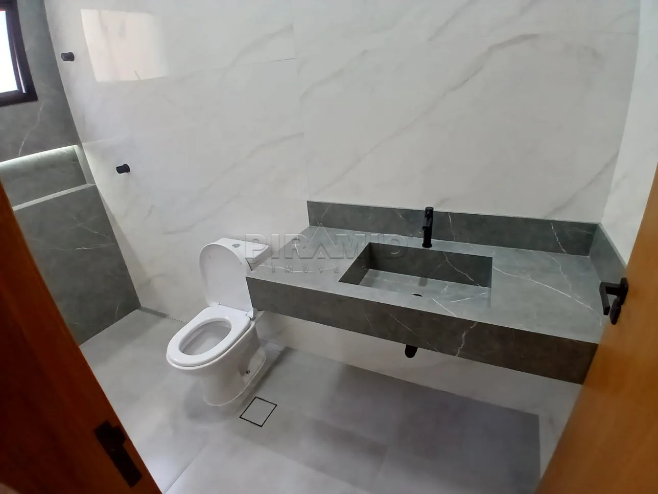 Comprar Casa / Padr&atilde;o em Ribeir&atilde;o Preto R$ 400.000,00 - Foto 14