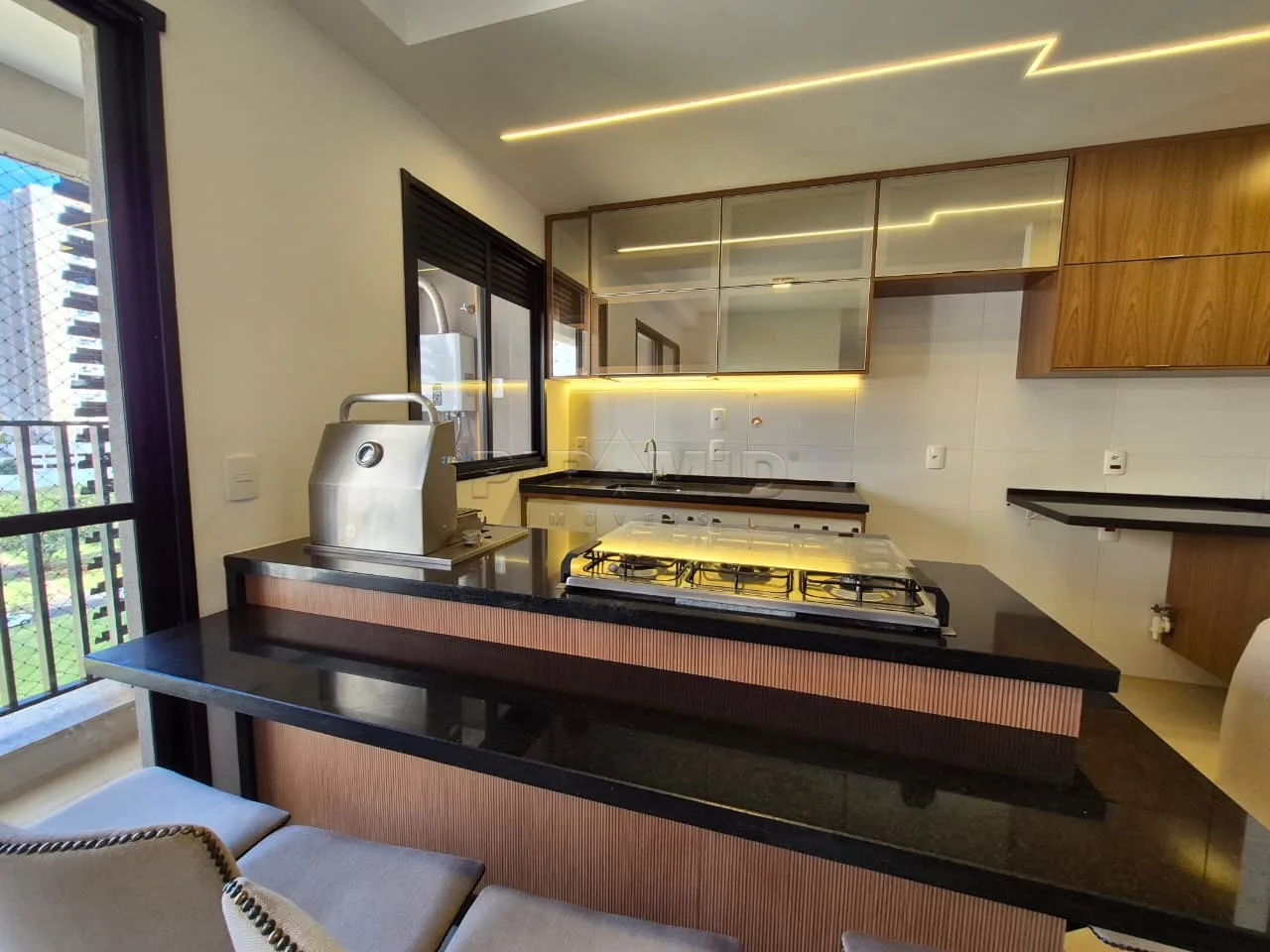 Alugar Apartamento / Padr&atilde;o em Ribeir&atilde;o Preto R$ 2.600,00 - Foto 2