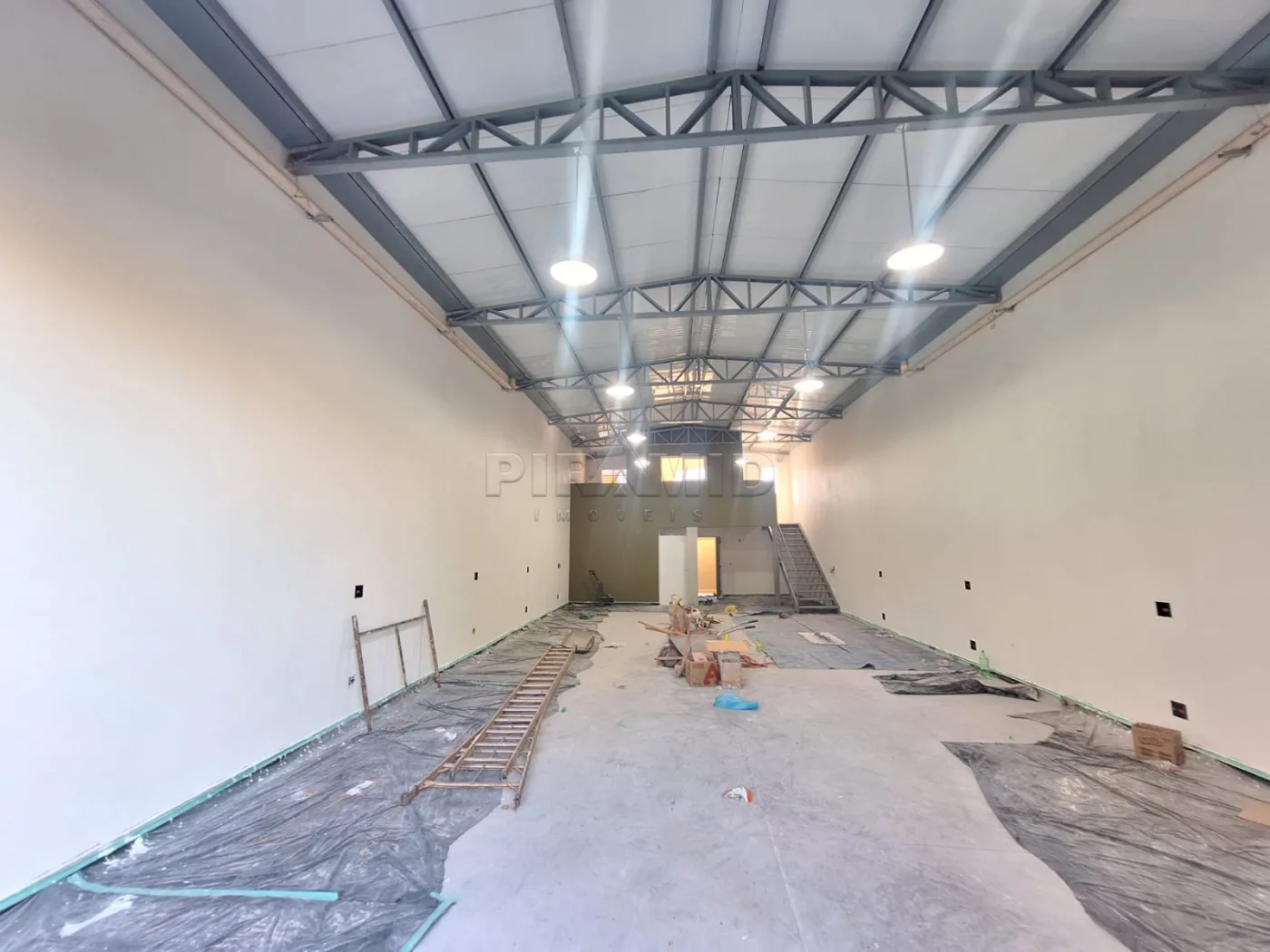 Alugar Comercial / Sal&atilde;o em Ribeir&atilde;o Preto R$ 6.000,00 - Foto 1