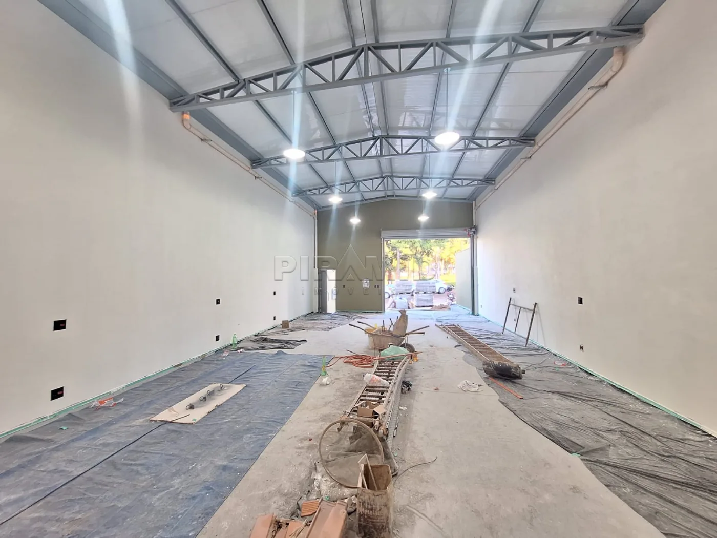 Alugar Comercial / Sal&atilde;o em Ribeir&atilde;o Preto R$ 6.000,00 - Foto 4