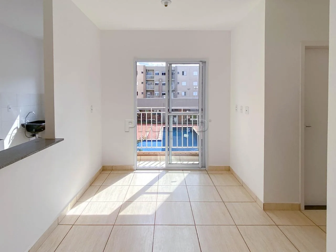 Comprar Apartamento / Padr&atilde;o em Bonfim Paulista R$ 240.000,00 - Foto 1